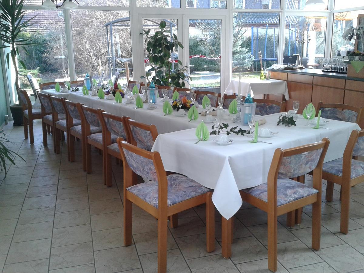 Schlossparkhotel Sallgast Zewnętrze zdjęcie